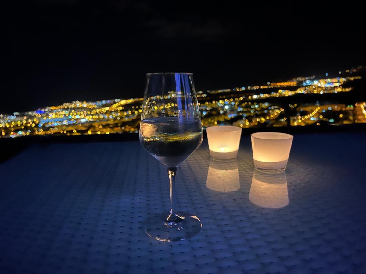 2 Bedroom Apartment With Breathtaking View Of The Sea - Sunset 阿德耶 外观 照片