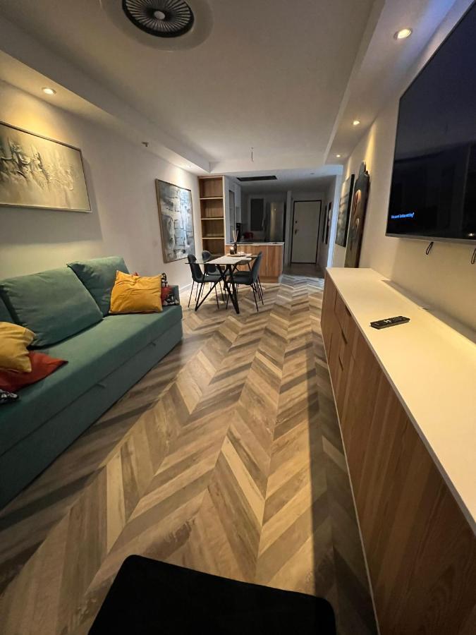 2 Bedroom Apartment With Breathtaking View Of The Sea - Sunset 阿德耶 外观 照片
