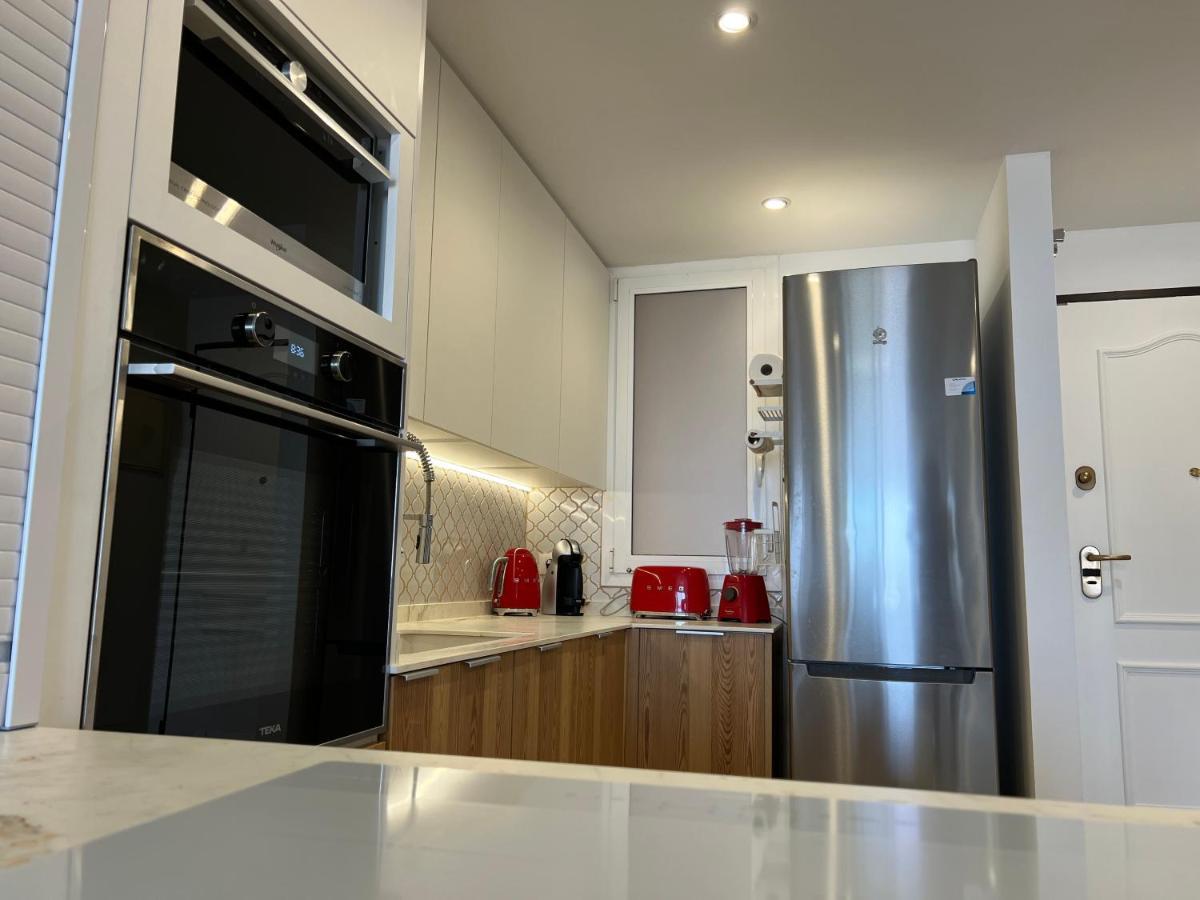 2 Bedroom Apartment With Breathtaking View Of The Sea - Sunset 阿德耶 外观 照片