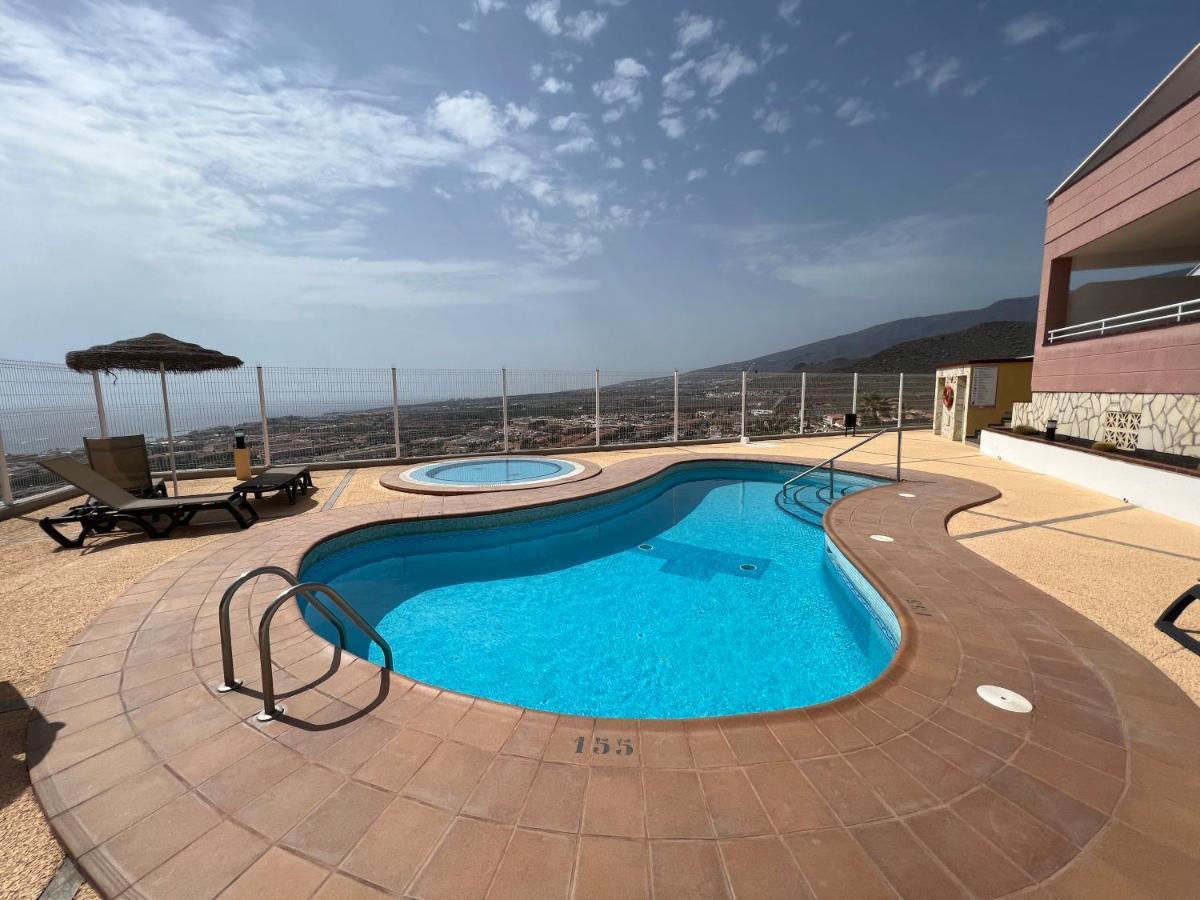 2 Bedroom Apartment With Breathtaking View Of The Sea - Sunset 阿德耶 外观 照片