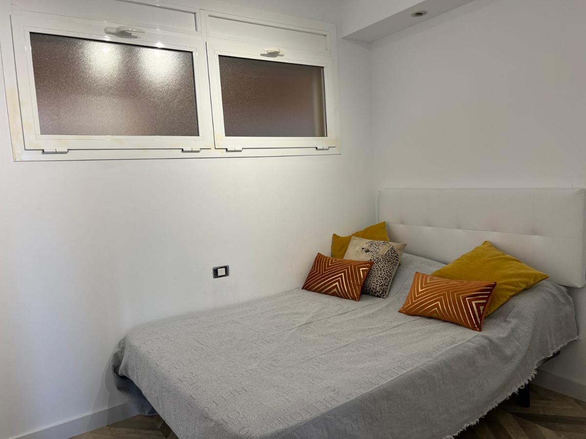 2 Bedroom Apartment With Breathtaking View Of The Sea - Sunset 阿德耶 外观 照片
